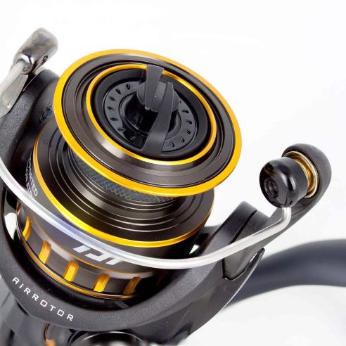 Ritė Daiwa BG 2000 SW