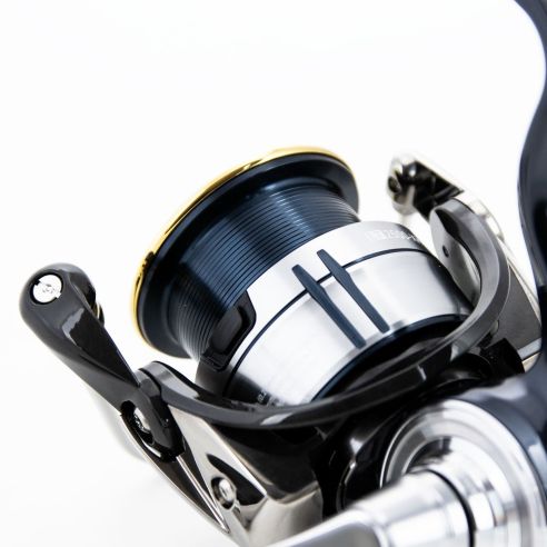Ritė Daiwa 19 Certate-G LT 3000-CXH - NEW 2019