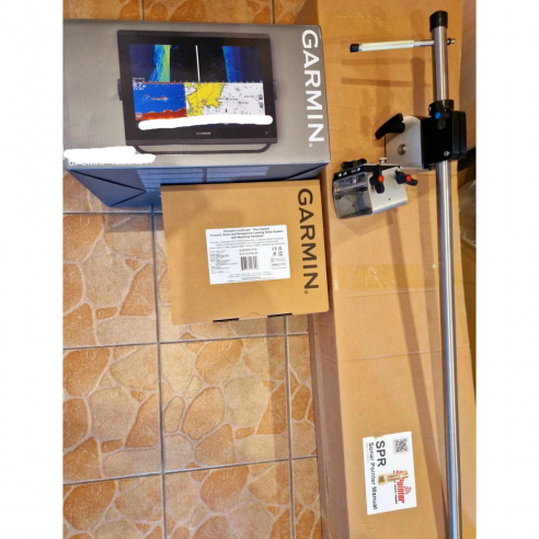 KOMPLEKTAS GARMIN ECHOMAP ULTRA 102SV+ LIVESCOPE
